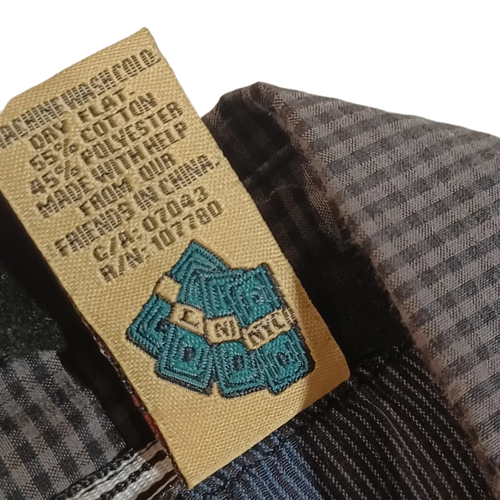 191 UNLIMITED Gray Black Check Plaid Print Red Stripe Button Front Shirt XL - Picture 6 of 8